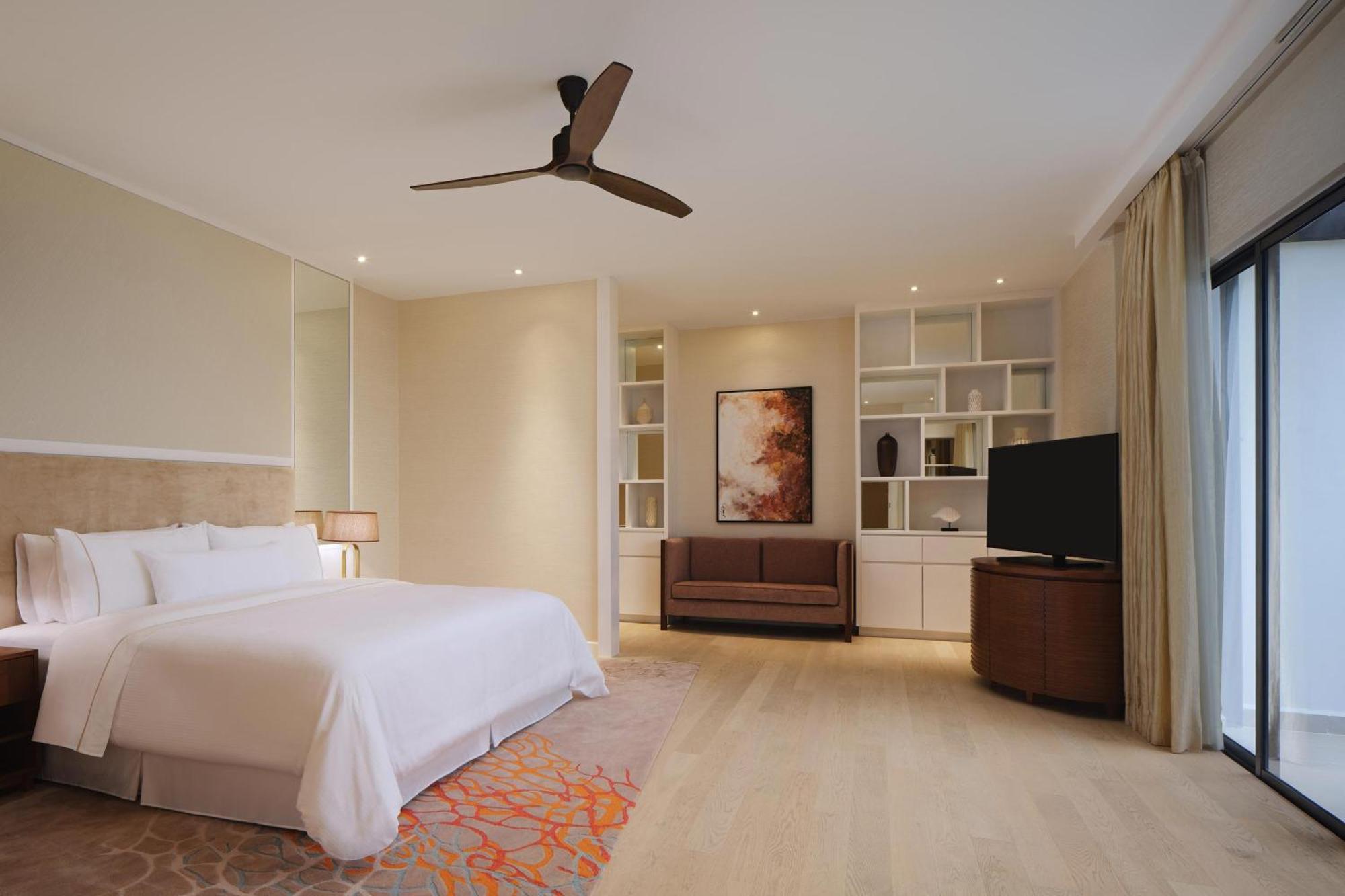 เดอะ เวสทิน เดซารู โคสต์ รีสอร์ต Hotel เดอซารู ภายนอก รูปภาพ A bedroom at the hotel