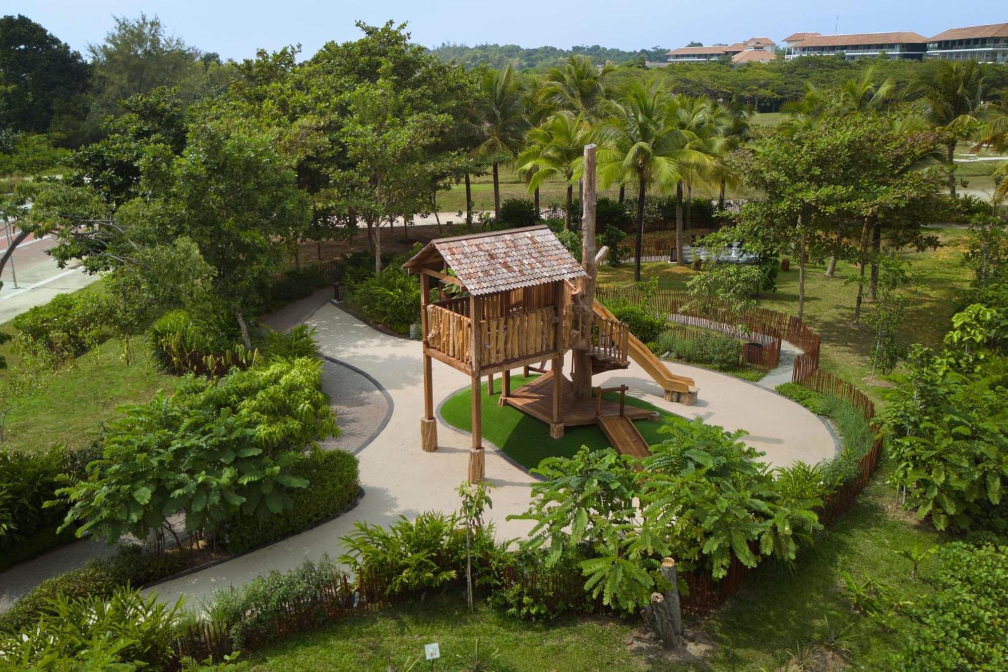 เดอะ เวสทิน เดซารู โคสต์ รีสอร์ต Hotel เดอซารู ภายนอก รูปภาพ The Children's Forest