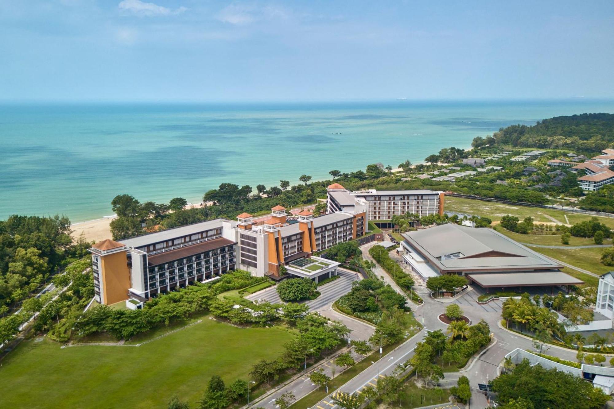 เดอะ เวสทิน เดซารู โคสต์ รีสอร์ต Hotel เดอซารู ภายนอก รูปภาพ The Royal Paradise Hotel and Spa